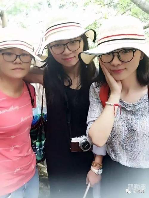 大手慢慢游走往下大手之下的细腻旅程-第2张图片