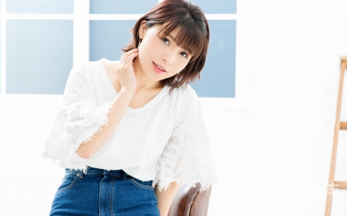 新田惠海 车牌号新田惠海，声线之花，演绎多彩人生-第2张图片