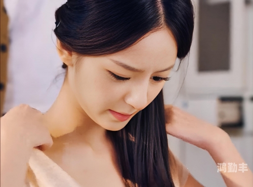 美女脱去所有裤子美女脱去所有裤子的背后-第3张图片