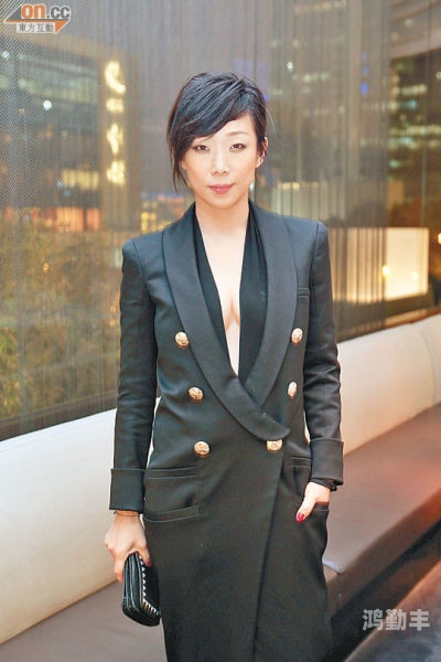 重庆熟女美篇关于50岁四川熟女A片的探讨与思考-第1张图片