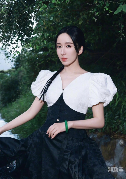 娄艺潇春晚小品快递小乔娄艺潇在春晚的璀璨时刻