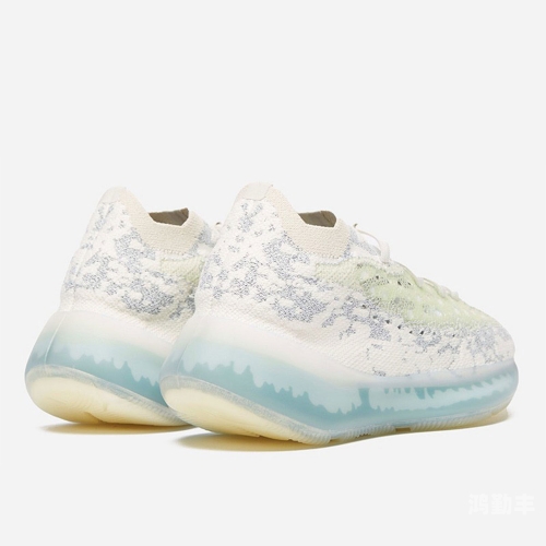 YEEZY 380蜜桃粉满天星，时尚与污渍的交织-第2张图片