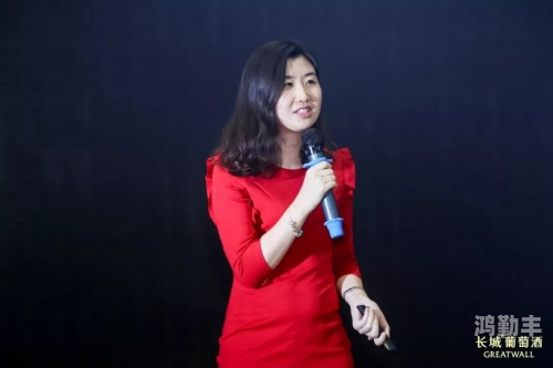 强壮的公么与教师李茹强壮的公么与教师李茹的交织人生-第1张图片
