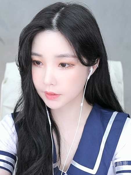 草莓视频APP，免费下载安装，无限观看-丝瓜安卓体验指南