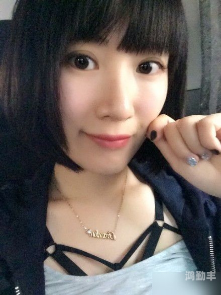 综合图片亚洲网友自拍18P亚洲网友的视觉盛宴，综合图片自拍系列-第2张图片