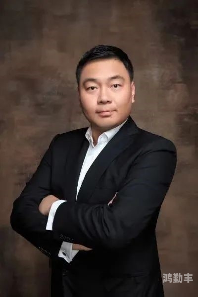 维修工王强张婷维修工王强与张婷的互助故事-第1张图片