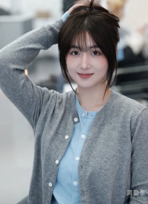 辣妞范1000部未满十八辣妞范——探索青春的多元魅力-第2张图片