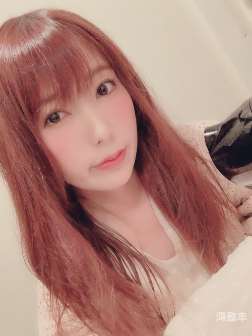 波多野结衣作品大全波多野结衣作品大全，探索她的艺术世界-第1张图片
