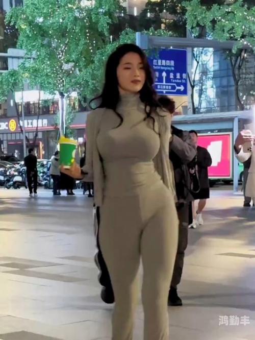 白又丰满大屁股BBBBB白皙丰满的魅力——关于丰满大屁股的美丽解读-第2张图片