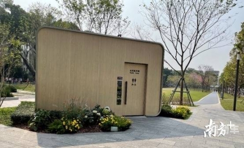 县城开放式公厕偷拍现象的调查与思考-第3张图片