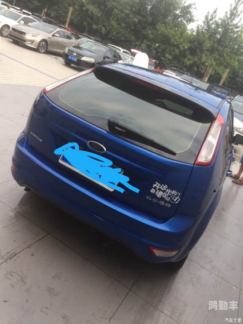在车里开着车座爱的小说车座之爱，一段在行驶中的情感故事-第1张图片