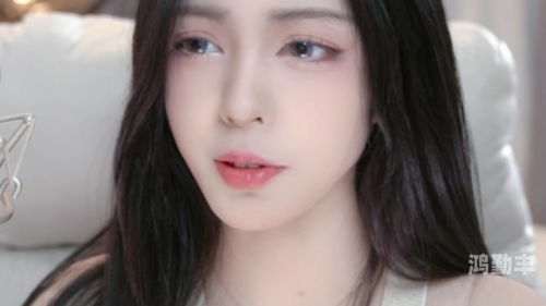 没有衣服的美女直播怎么形容无衣之秀，美女直播的独特魅力-第2张图片
