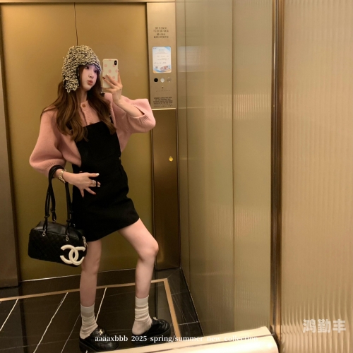 少妇与BBB的互动——从WWWB搡BBB看现代人际关系-第1张图片