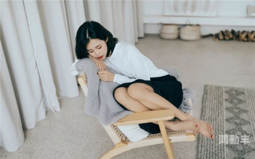 淫男乱女与小熊的奇幻故事-第2张图片