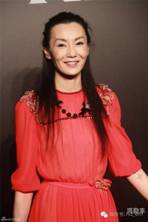 中国娇小性自由枯瘦他妈的中国女性之美，娇小身形与枯瘦之下的性自由探索-第1张图片