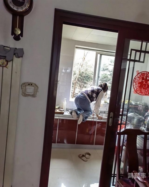 干儿媳秦雨的温馨故事-第2张图片