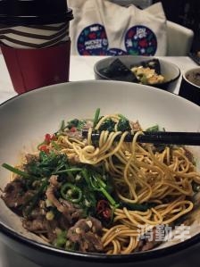 附近的小姐怎么联系如何寻找附近的小姐服务？-第2张图片