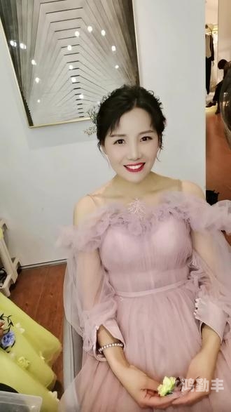 漂亮妈妈在观有限中的美好时光
