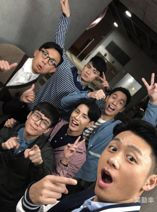 男人胯间的硕大公车之旅