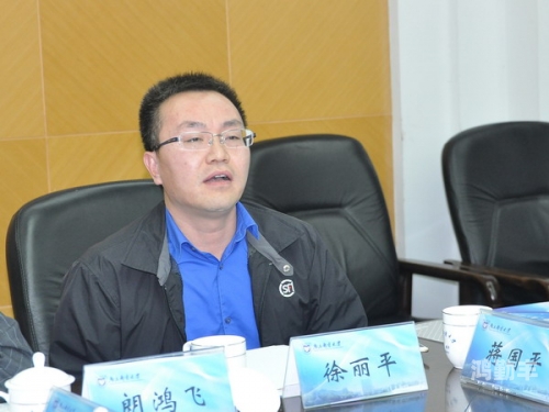 钟生明个人简介钟生明，一位照亮人生道路的明灯
