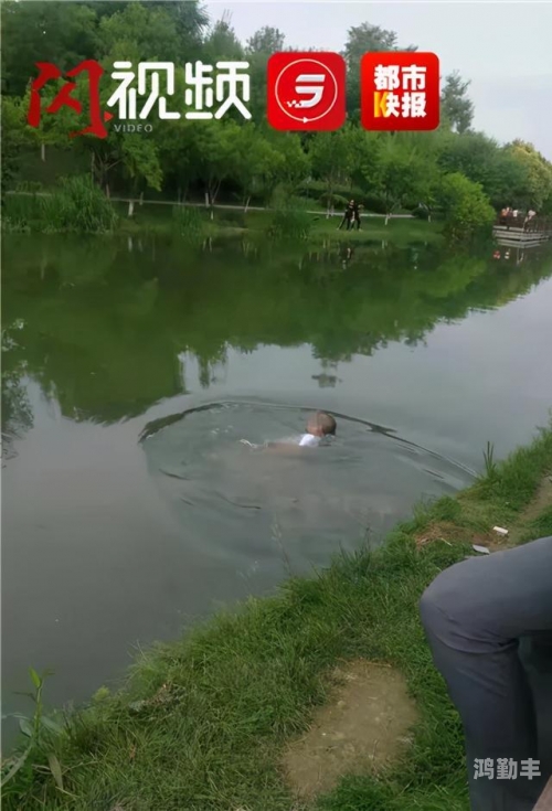 男朋友半夜把我的腿打开了深夜的意外，男朋友的举动让我心生疑云-第2张图片